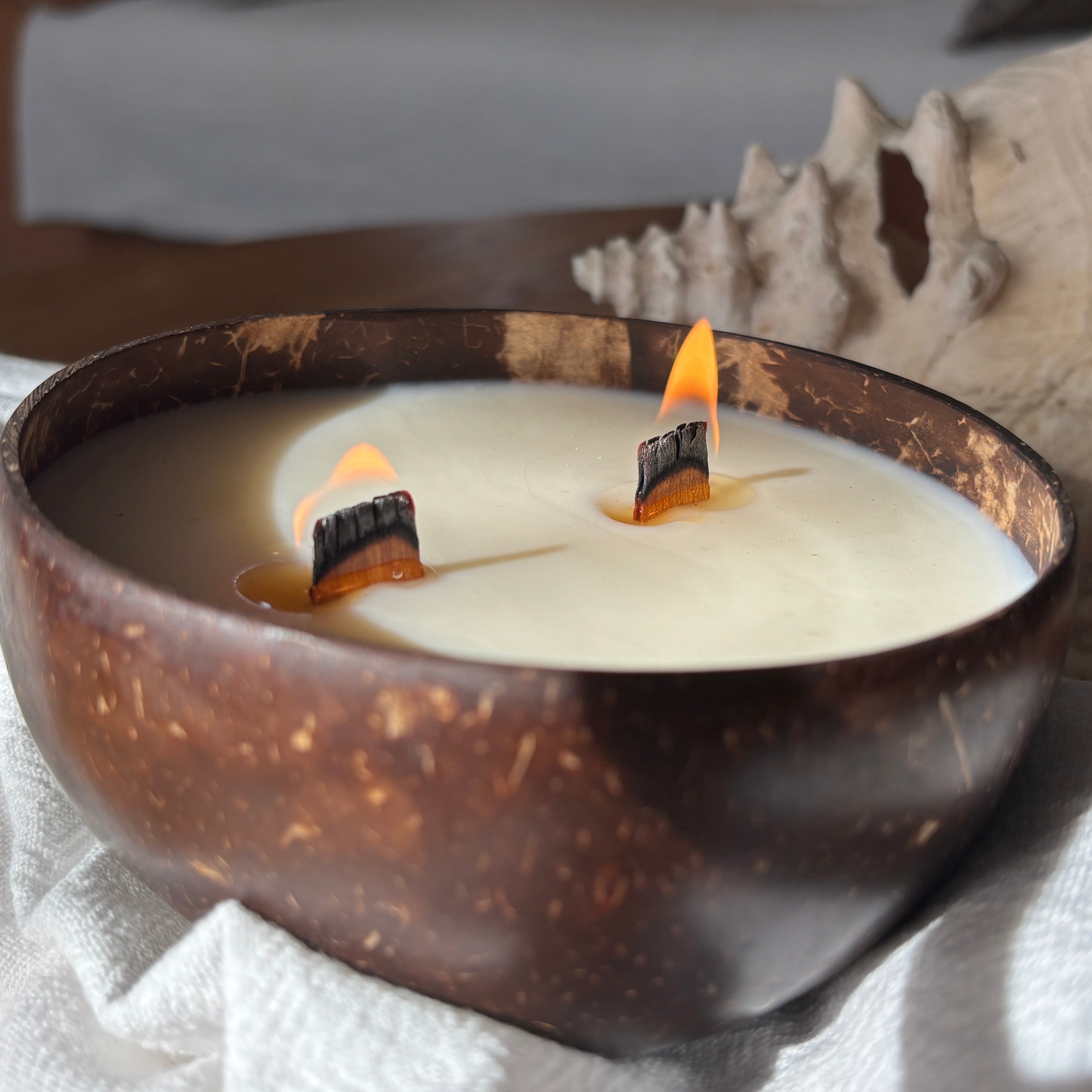 Coco Candle - Wooden Wick